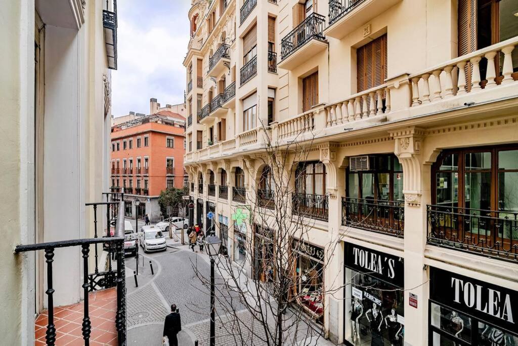 Encantador Apartamento En Chueca Junto A Gran Via, Infantas 1-1 By Batuecas Madrid Extérieur photo